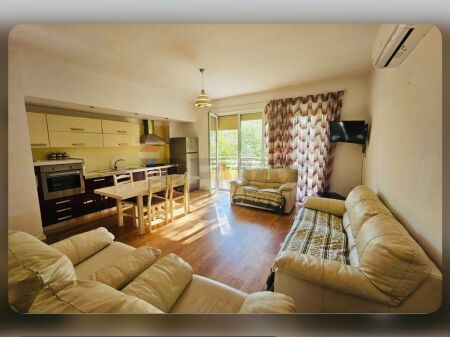  Apartament 2+1 me qira tek Kopshti Zoologjik 