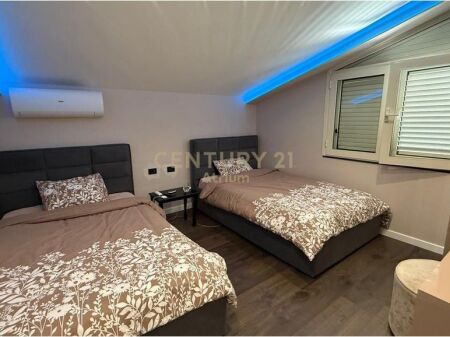  Premium 3-storey villa for rent at Vilat Amerikane!