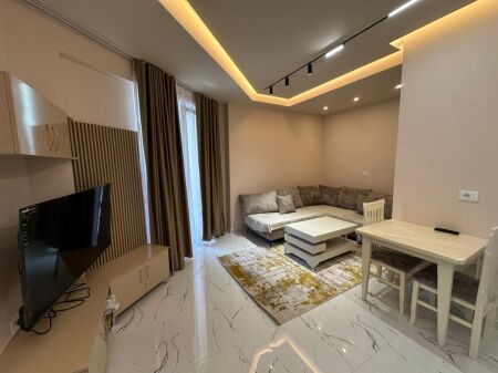 Appartamento 1+1 in affitto in Via Dibra.