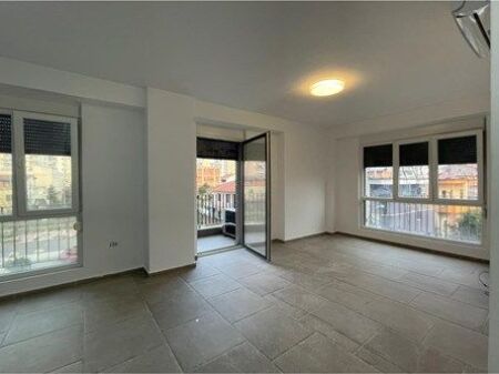 Spazio Ufficio in Affitto presso Grand Park Residence