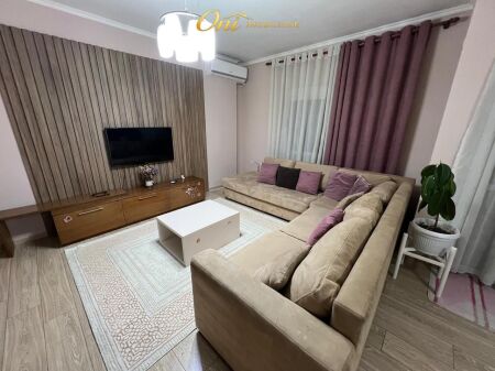 JEPET APARTAMENT ME QERA 2+1+2 ASTIR