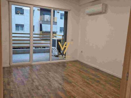 UFFICIO 75 M2 IN AFFITTO PRESSO E88, VIA DRITAN HOXHA 65.000 LEKE