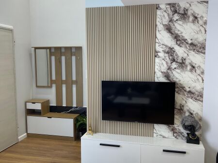  Shitet Apartament 1+1 Duplex tek   Liqeni i Thatë Restorantit “Kapiten Mir Zoti”