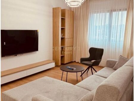Apartament Me Qera