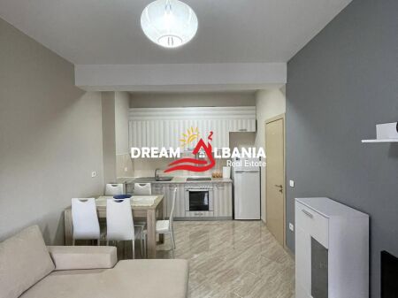 Jepet Apartament 1+1 me qera ne Astir prane Marinaj Hotel (ID 42111583)