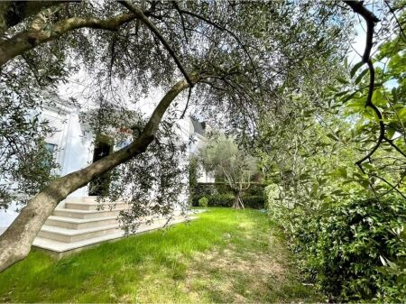 Villa - For Rent - White Houses, Tirana