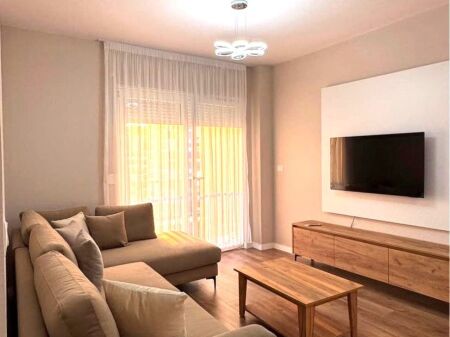  JEPET SUPER APARTAMENT ME QERA 2+1 TEK UNIVERS CITY