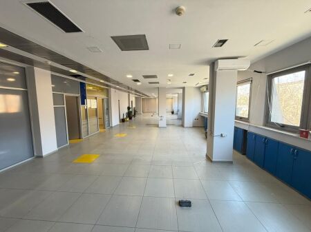 PREMISES FOR SALE - KAVAJES STREET, CONDOR CENTER