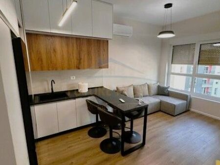 Shitet, Apartament 1+1, Ali Demit, Tirane.
