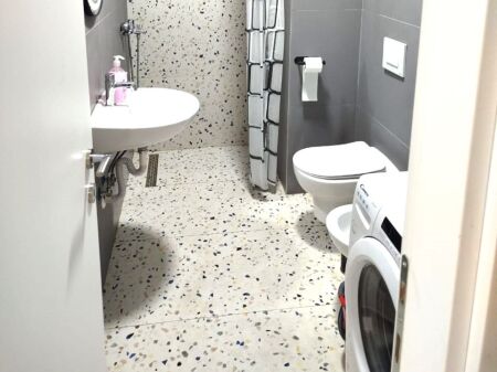 Apartament 1+1 me qera Univers City!
