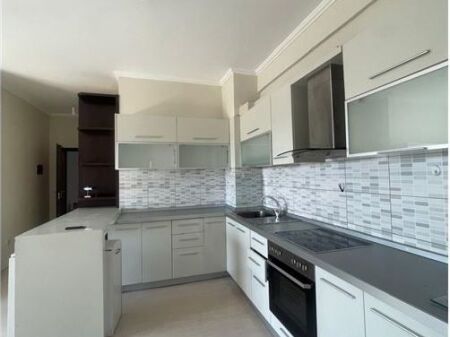 Apartament 1+1 te kthesa kamzes