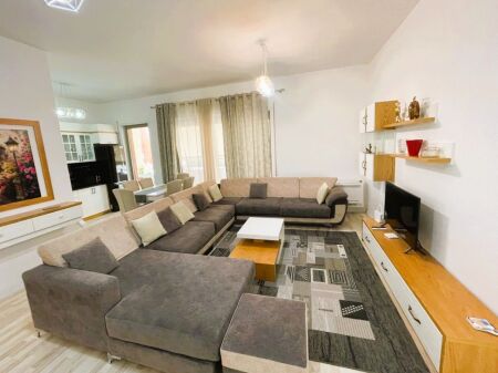  Jepet Apartament 2+1+2 me Qira – Kompleksi Delijorgji