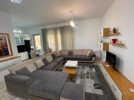 Apartament 2+1+2 me Qira – Kompleksi Delijorgji 