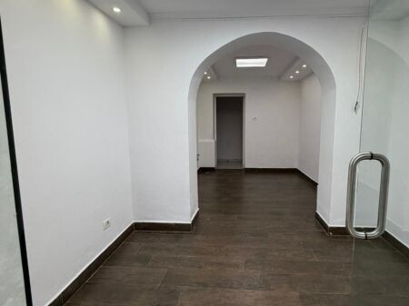SHOP FOR RENT 45M2 WILLSON SQUARE