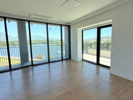  UFFICIO/LOCALE COMMERCIALE IN AFFITTO – LAKE VIEW RESIDENCE LAGO ARTIFICIALE