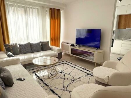  Apartament me qera tek  Urban Gate, Astir 600€/muaj
