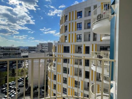  Shitet Apartament 2+1+2 tek Zogu i Zi