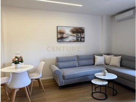 Appartamento 1+1 in Affitto a Spiaggia Iliria, Durazzo! 50 m dalla Spiaggia 600 € /Mese