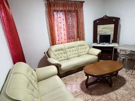 Apartament me qera 1+1 - Jordan Misja, rruga Hasan Bakiu