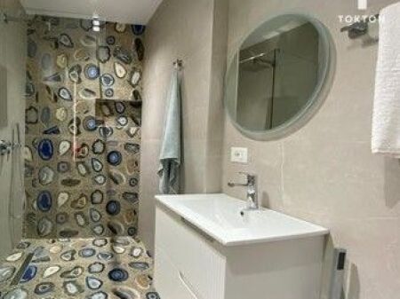QIRA, APARTAMENT 2+1+2, RRUGA: "JORDAN MISJA", TIRANË