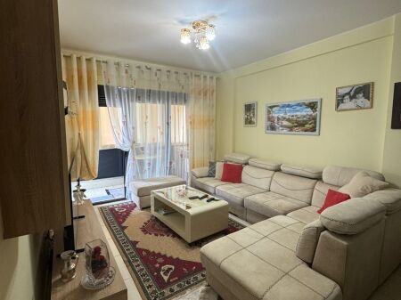 2+1,arredato a ozone astir,550 euro