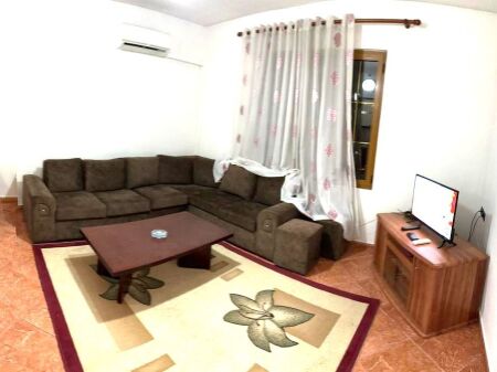 JEPET ME QERA APARTAMENT 1+1 ne Qender tek Selvia , Tiranes , 500 EURO