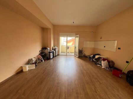 Apartment 2+1+2 for sale, Mbikalimi Komunes