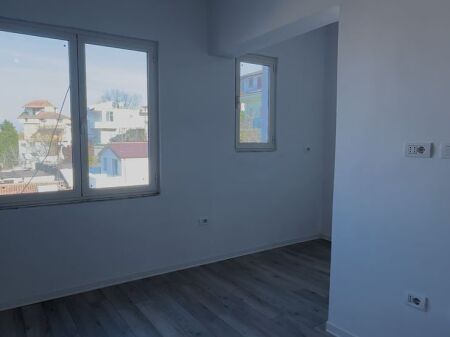 🏡 Appartamento 2+1 in Vendita nel Quartiere N. 7, Durrës – Completamente Investito!