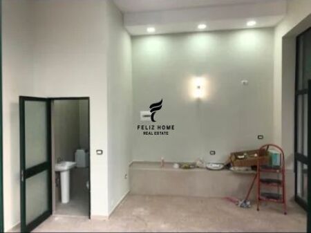 UFFICIO IN AFFITTO 40M2 MYSLYM SHYR 50.000 LEKE FH-76580