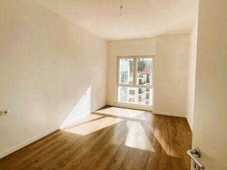  Apartment 2+1+2 for Sale at Zogu i Zi