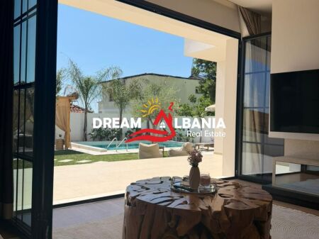 Villa con piscina in vendita a Paskuqan – Tirana (4151224)