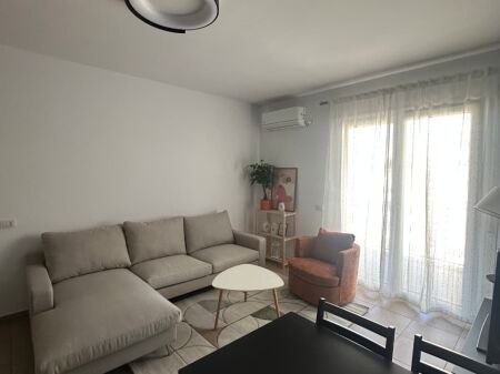 Apartment 1+1 for Rent – Zogu i Parë Boulevard, Tirana 