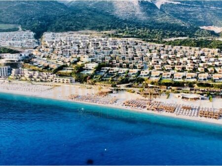 Shitet, Apartament 2+1 + Depo + Post Parkimi, Green Coast 2
