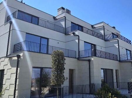 Villa for Rent in Residential Complex, Dry Lake, Tirana
