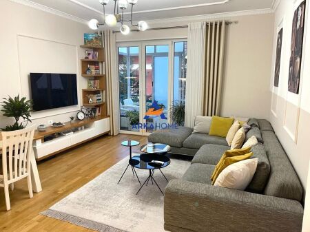 VENDESI APPARTAMENTO 3+1+BALCONI "GIARDINO ZOOLOGICO" 300.000 EURO