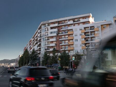 locale commerciale in affitto ad Astir strada principale