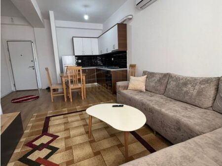 Rent, Apartment 2+1+2, Kaimi Complex, Ali Demi, Tirana.