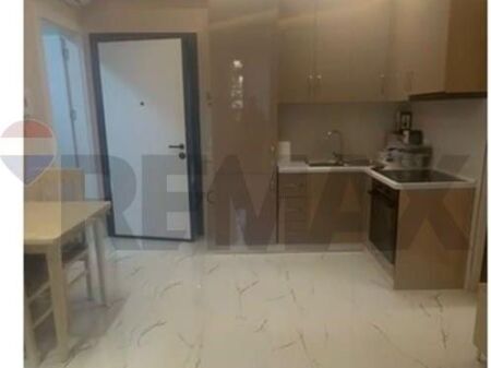 Apartment 1+1 for rent near the United School!