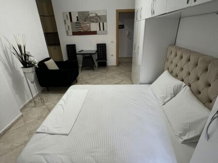Apartment 1+1 for rent at Barrikadave Street/ Center