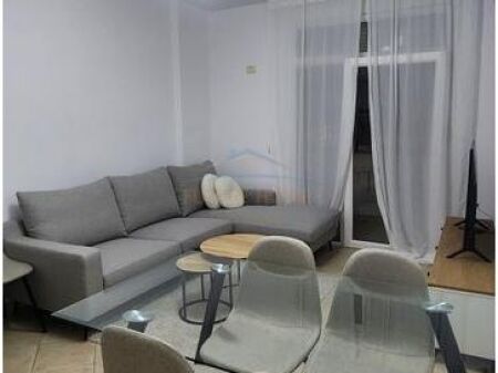 Renting 1+1 apartment near Ish Ekzpozita