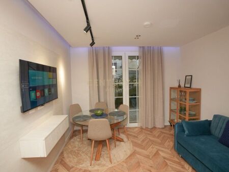 APARTMENT FOR SALE DIVIDED INTO 1+1 AND STUDIO NEAR NEW BOULEVARD 210,000 €