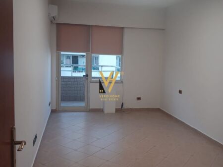 UFFICIO 70 M2 IN AFFITTO A MYSLYM SHYR 60.000 LEKE