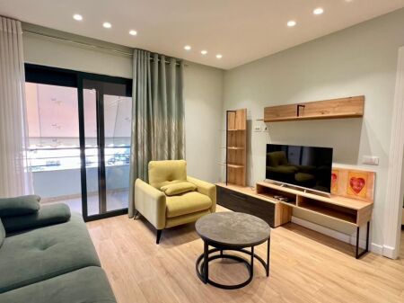 FOR RENT: 1+1 Apartment  Komuna e Parisit (Near Bar Oslo) – 2nd Floor – 70,000 ALL/Month – 70 m² – 100% New and Recently Renovated 