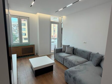  Jepet me qira apartament 1+1 te 21 Dhjetori 