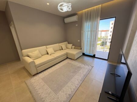 Apartment 1+1 for sale on Skënderbeu Street, Golem