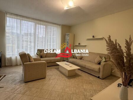 Jepet Apartament 1+1 me qera te  Ish Tregu Elektrik.(ID 42111586)