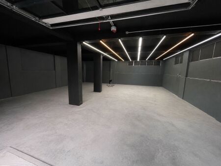 MAGAZZINO IN AFFITTO 131 M2 SELITE 50.000 LEKE