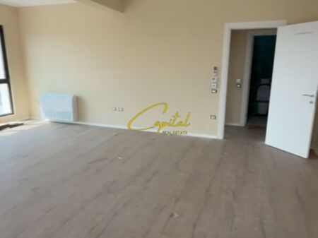 LOCALE COMMERCIALE IN AFFITTO 125 M2 COMPLESSO FARMACIA 10 840 EURO