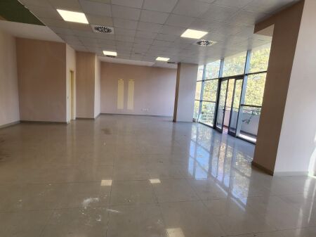 Commercial Space for Rent in the area of the Former District in Durrës !