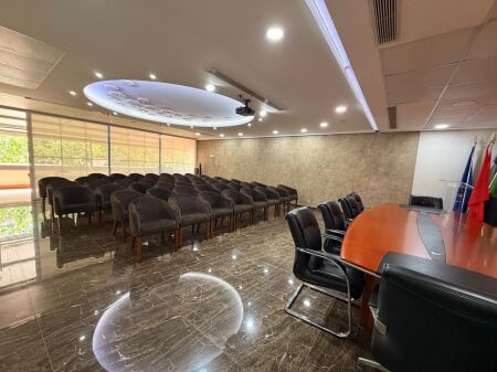Locale Commerciale in Affitto – Port View, Durazzo